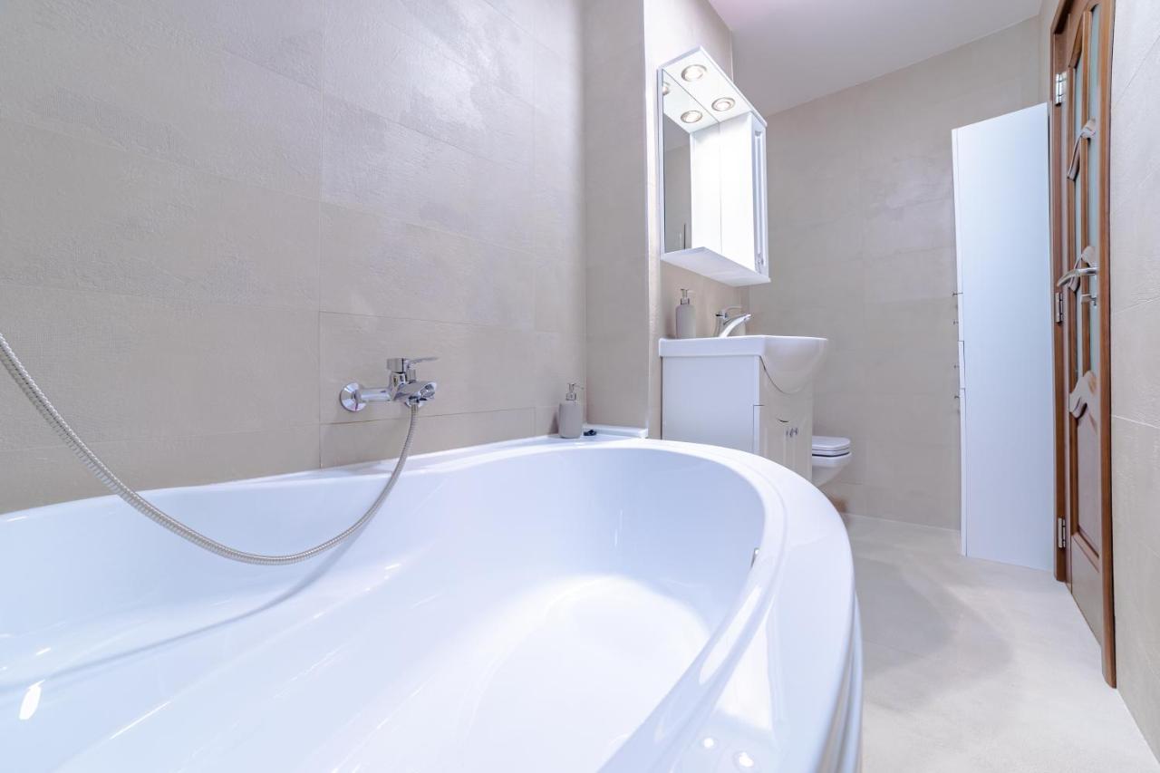 Apartament Garii Μπρασόβ Εξωτερικό φωτογραφία